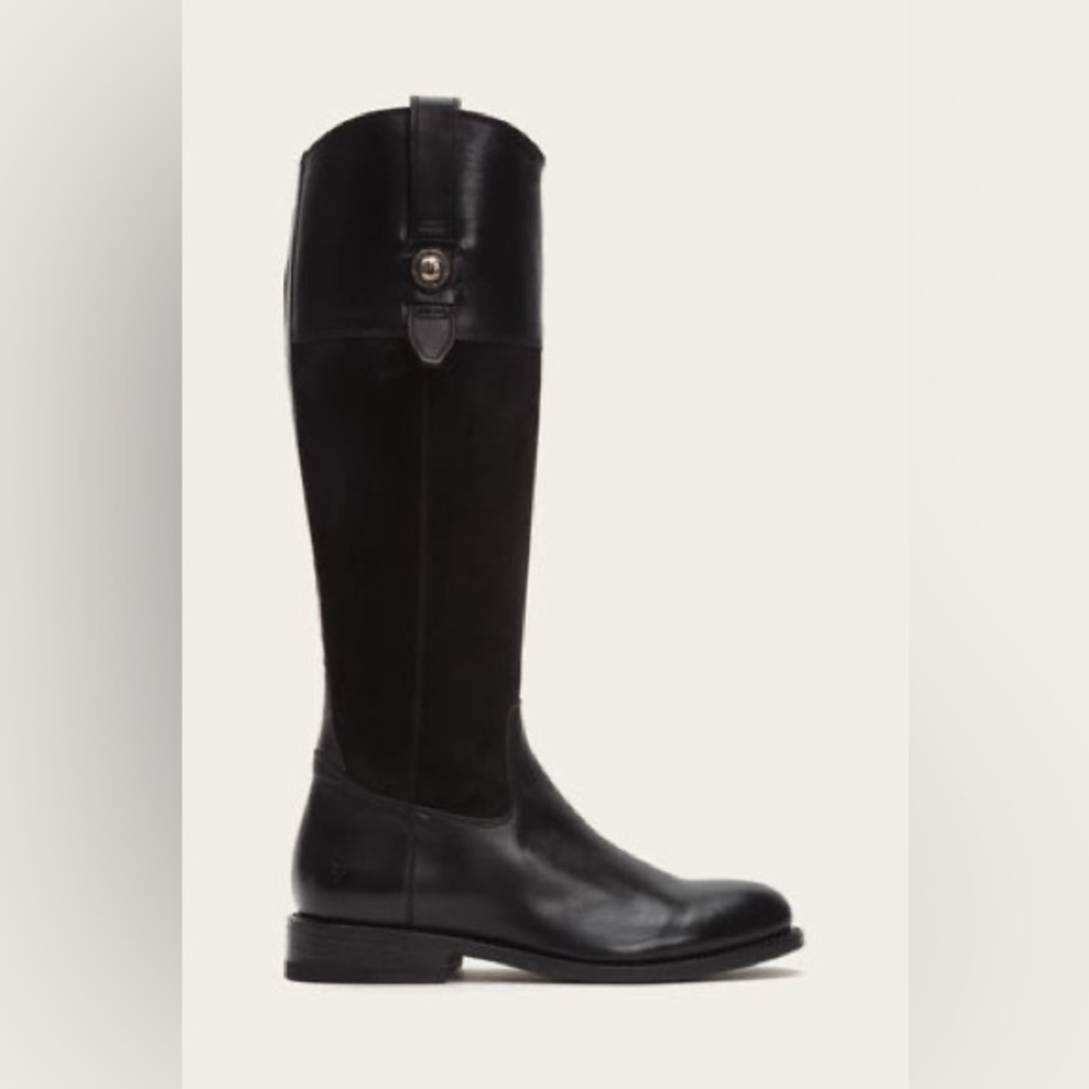 Black knee high Frye boots in blackSize 9.5